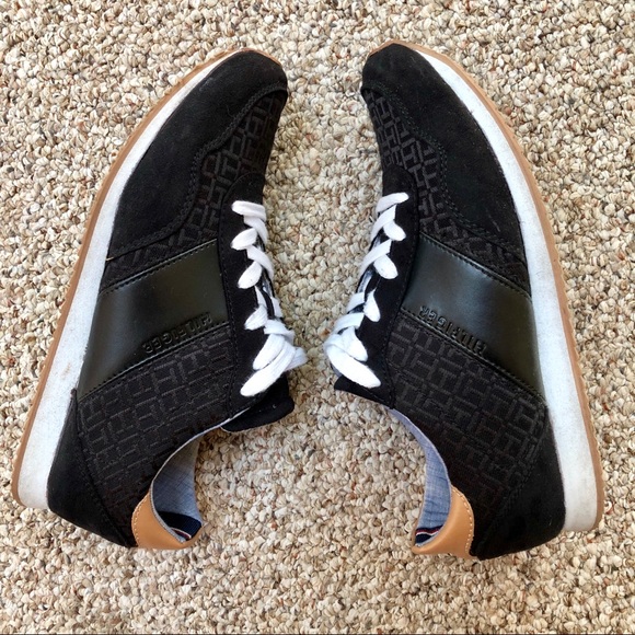 Tommy Hilfiger Shoes - Tommy Hilfiger Maddie Sneakers